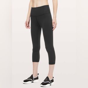 Lululemon Wunder Under Crop (Hi-Rise) *Full-On Luxtreme 21" | Color: Black